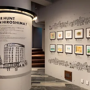 En 3* Hiroshima